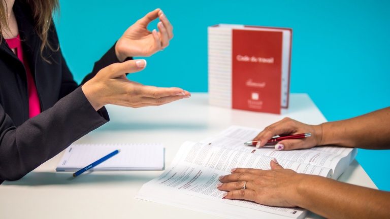 Les raisons pour lesquelles les entreprises devraient embaucher des femmes managers
