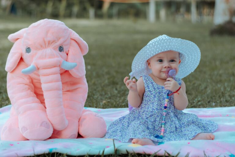 Comment accompagner les découvertes de bébé qui grandit ?