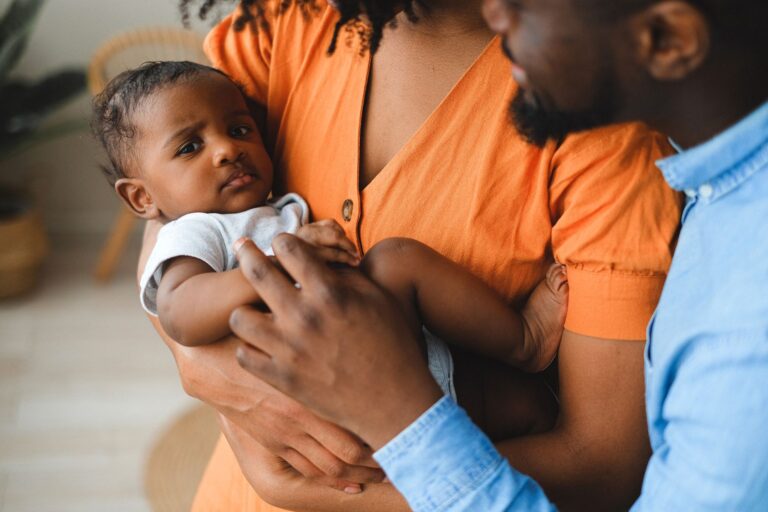 Comment la relation entre une maman et son bébé forge-t-elle une connexion unique et indéfectible ?